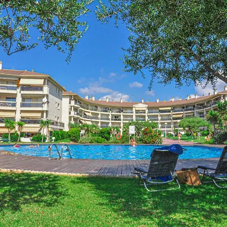 Golf D 201 Only Families Apartment *