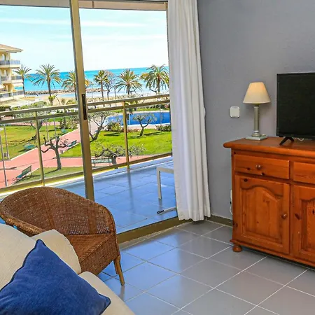 Golf D 201 Only Families Apartment *